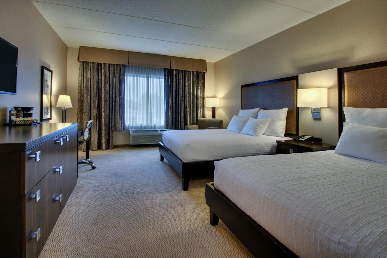 The Inn At Charles Town / Hollywood Casino Exterior photo